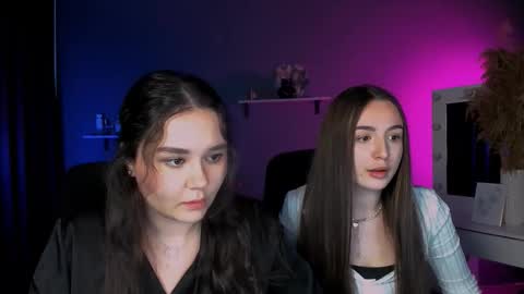 leslie_bird online show from 10-01-25, 01:28