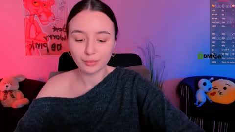 Snapshot of leslie_bird chatting on 11-23-25, 09:53 leslie_bird online show from 11-23-25, 09:53