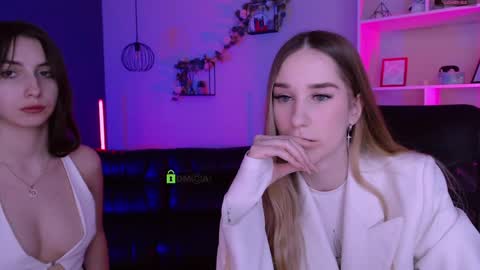 leslie_bird online show from 03-31-26, 08:48