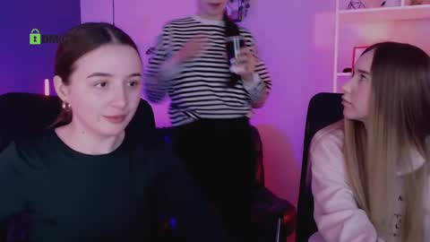 leslie_bird online show from 04-23-26, 08:46