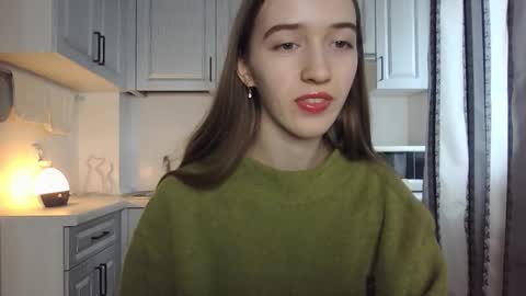  LESLIE   online show from 09-28-25, 11:04