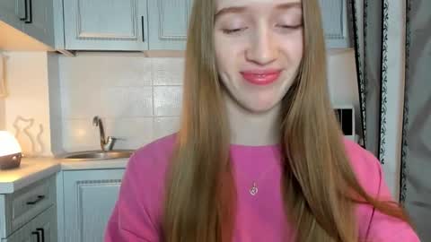  LESLIE   online show from 10-24-25, 08:38