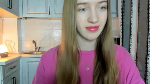  LESLIE   online show from 11-28-25, 05:21