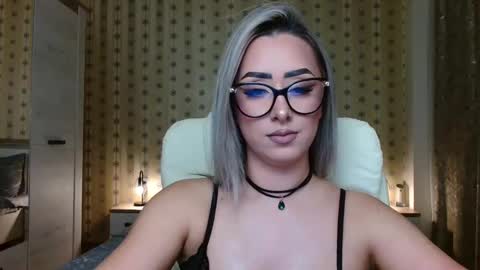 leslie_secret online show from 10-20-25, 09:15