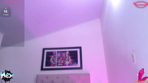 Snapshot of leslyandika chatting on 01-11-25, 11:56 LeslyAndika online show from 01-11-25, 11:56