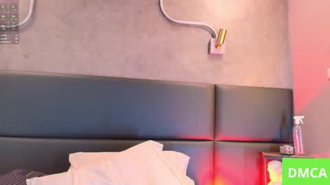 Snapshot of leslymonroe chatting on 03-12-25, 01:51 Lesly online show from 03-12-25, 01:51