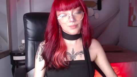 Snapshot of lessboobs_gh chatting on 01-08-25, 12:05 Less online show from 01-08-25, 12:05