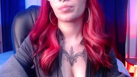 Snapshot of lessboobs_gh chatting on 01-25-25, 02:47 Less online show from 01-25-25, 02:47