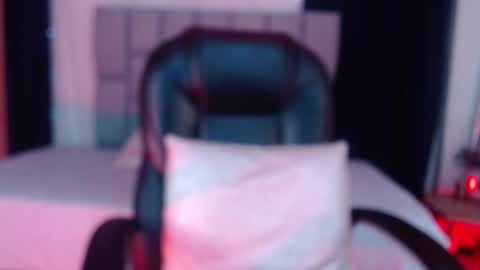 Snapshot of lessboobs_gh chatting on 02-02-25, 05:15 Less online show from 02-02-25, 05:15