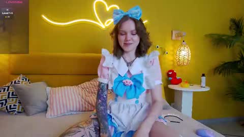 Snapshot of lessysweety chatting on 09-11-25, 03:17 Lessy online show from 09-11-25, 03:17