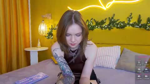 Snapshot of lessysweety chatting on 11-27-25, 02:46 Lessy online show from 11-27-25, 02:46