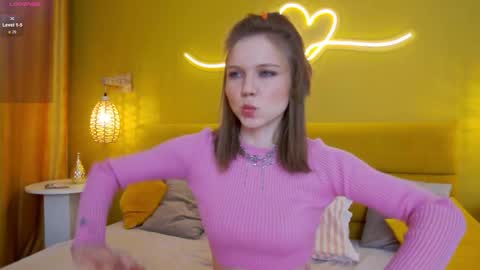 Snapshot of lessysweety chatting on 01-11-26, 03:22 Lessy online show from 01-11-26, 03:22