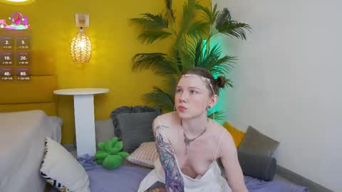 Snapshot of lessysweety chatting on 02-09-26, 02:59 Lessy online show from 02-09-26, 02:59