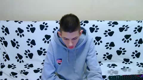 lester_broo online show from 04-20-26, 02:53