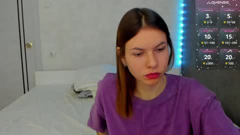 Snapshot of let_me_seee chatting on 12-04-24, 12:36 Fiona online show from 12-04-24, 12:36