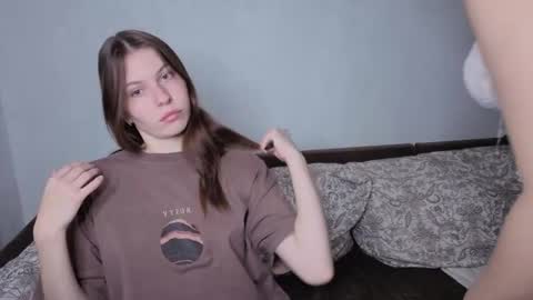 Snapshot of let_me_seee chatting on 09-15-25, 05:02 Fiona online show from 09-15-25, 05:02