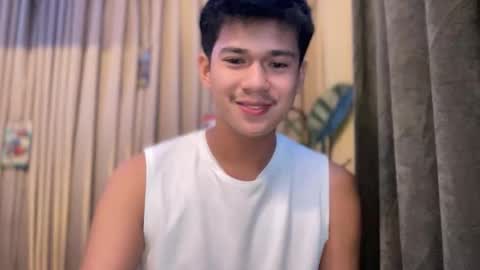 Snapshot of letmebeyourgreat1 chatting on 03-04-26, 09:26 Joshy online show from 03-04-26, 09:26