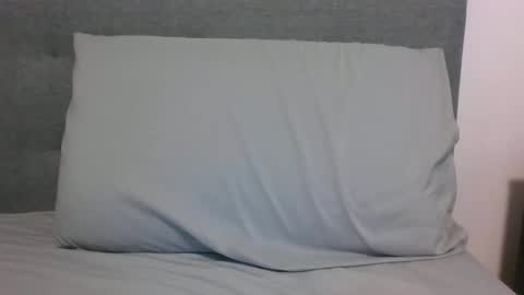 lets_play143 online show from 04-18-26, 01:09