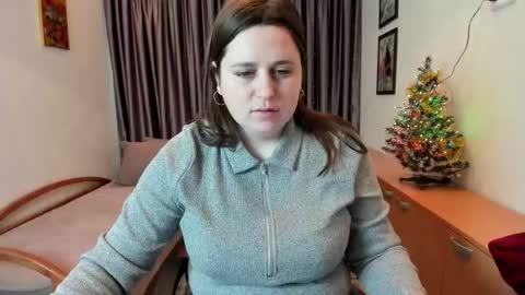 Naomi online show from 12-15-25, 06:50