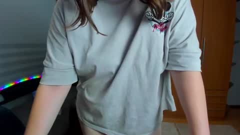 Snapshot of letticams chatting on 06-25-26, 06:07 Naomi online show from 06-25-26, 06:07