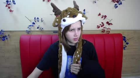 Snapshot of letty_curly chatting on 12-05-24, 09:17 letty_curly online show from 12-05-24, 09:17