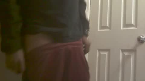 Snapshot of letusworkouttogether chatting on 12-17-25, 07:25 letusworkouttogether online show from 12-17-25, 07:25