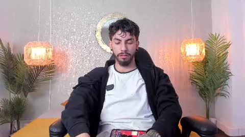 leviwolff online show from 07-21-26, 04:04
