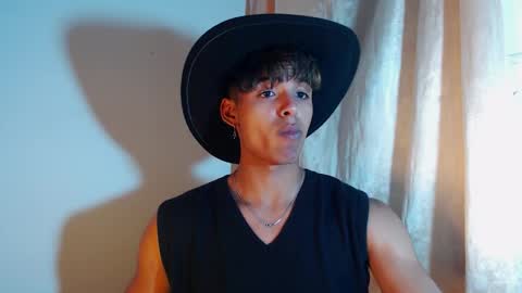 i  am lewis ly EDUARDO MEMDOZA15 online show from 02-06-26, 05:49