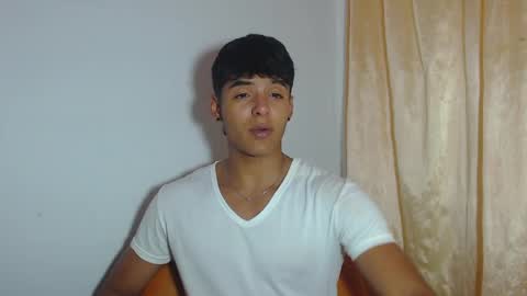 i  am lewis ly EDUARDO MEMDOZA15 online show from 04-24-26, 07:05