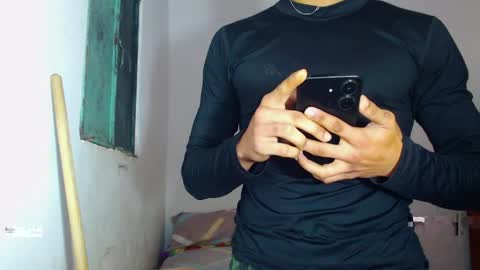 Snapshot of lewis_ly chatting on 05-02-26, 02:11 i am lewis ly EDUARDO MEMDOZA15 online show from 05-02-26, 02:11