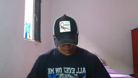 Snapshot of lewis_ly chatting on 06-15-26, 01:46 i am lewis ly EDUARDO MEMDOZA15 online show from 06-15-26, 01:46