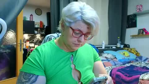 Lexi und Lex online show from 01-13-25, 07:21