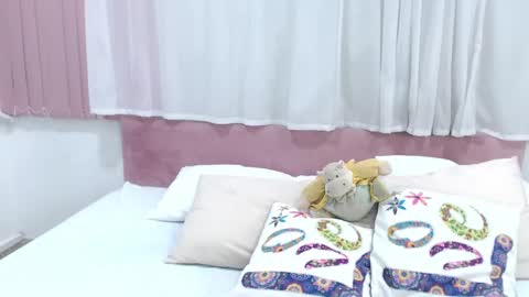 Gabrielle online show from 01-29-25, 10:58