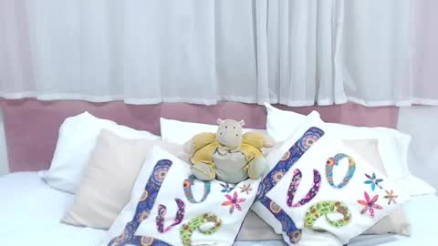 Gabrielle online show from 01-30-25, 10:50