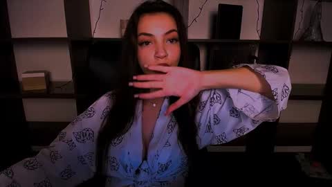 Snapshot of lexi_jos chatting on 12-12-24, 02:00 Alexia online show from 12-12-24, 02:00