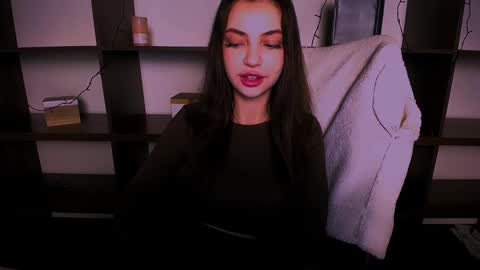 Snapshot of lexi_jos chatting on 12-21-24, 02:04 Alexia online show from 12-21-24, 02:04