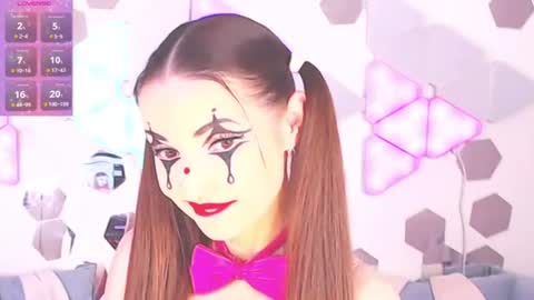 Alexia online show from 06-18-26, 08:02