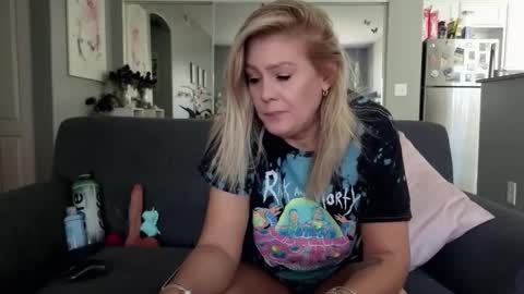 Lexi online show from 09-16-25, 05:25