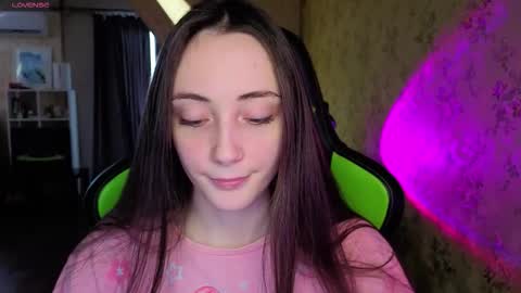 Lexi GTM2 MonWedThurSatSun 1000am-400pm online show from 11-15-25, 06:22