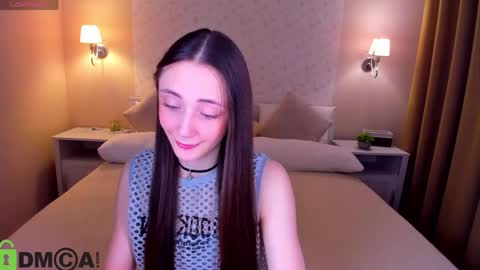 Snapshot of lexi_split chatting on 05-19-26, 01:44 Lexi GTM2 MonWedThurSatSun 1000am-400pm online show from 05-19-26, 01:44