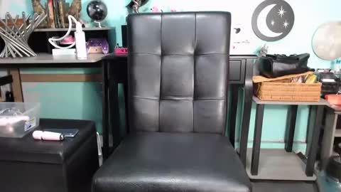 lexi_wolf222 online show from 02-25-25, 03:31