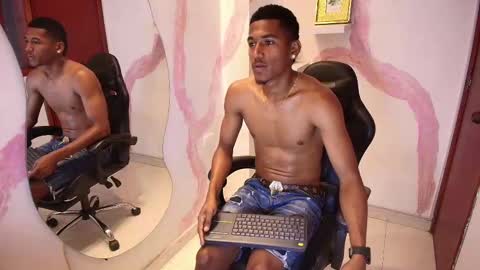 Lexi  Derek online show from 09-23-25, 02:53