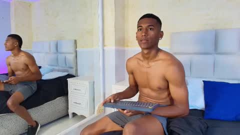 Lexi  Derek online show from 10-03-25, 05:21