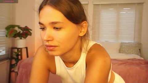 Snapshot of lexicoy_ chatting on 09-18-25, 03:52 Lexi  online show from 09-18-25, 03:52