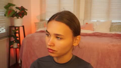 Snapshot of lexicoy_ chatting on 09-25-25, 05:00 Lexi  online show from 09-25-25, 05:00