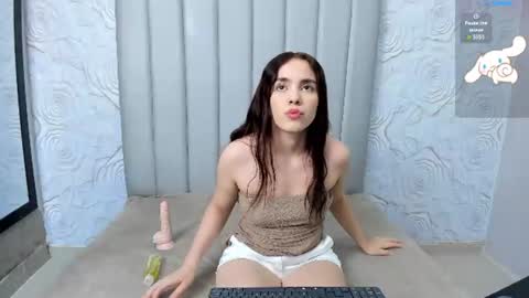 Snapshot of lexicutee chatting on 06-10-26, 03:44 LexiCutee online show from 06-10-26, 03:44