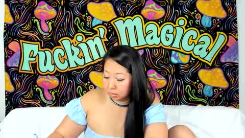 Lexie Mack online show from 11-05-25, 06:41