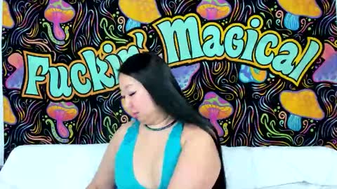 Lexie Mack online show from 11-19-25, 05:46