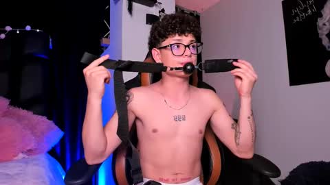 Snapshot of lexie_n_nate chatting on 03-07-25, 05:18 Lixie And Nte online show from 03-07-25, 05:18