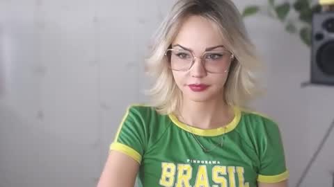 Lexie online show from 01-09-25, 11:03